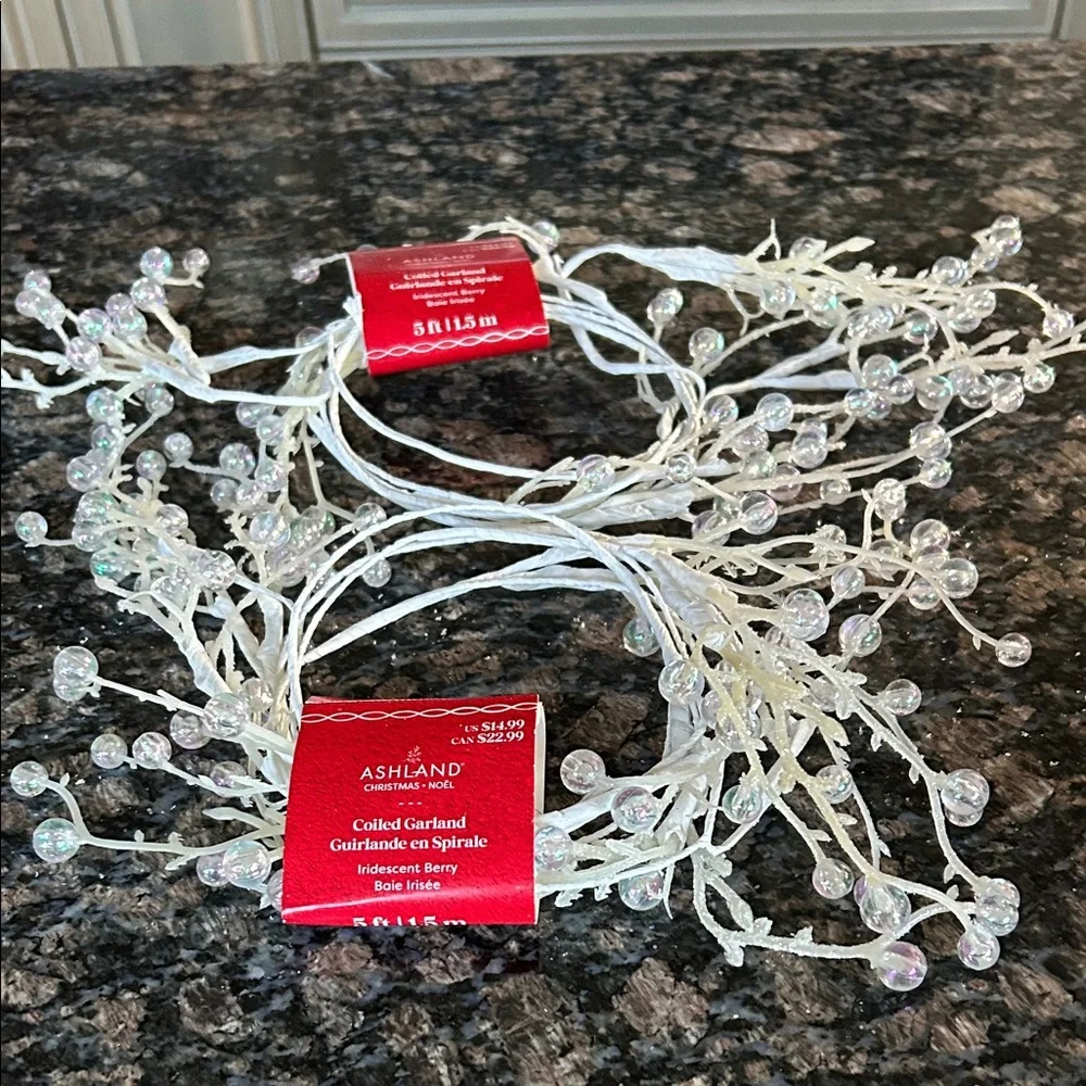 ASHLAND COILED IRIDESCENT BERRY GARLAND 5FT LOT OF 2 (10 FT TOTAL) NWT